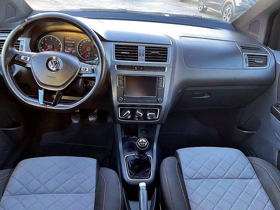 VOLKSWAGEN FOX 1.6 MSI TOTAL FLEX XTREME 4P MANUAL VOLKSWAGEN FOX 1.6 MSI TOTAL FLEX XTREME 4P MANUAL